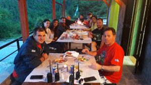 Εστιατόριο Σαλόνι - Καταφύγιο Κορομηλιά στον Όλυμπο Εστιατόριο Σαλόνι - Καταφύγιο Κορομηλιά στον Όλυμπο