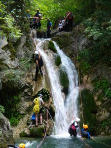 Canyoning Ορειβατικό Καταφύγιο Κορομηλιά